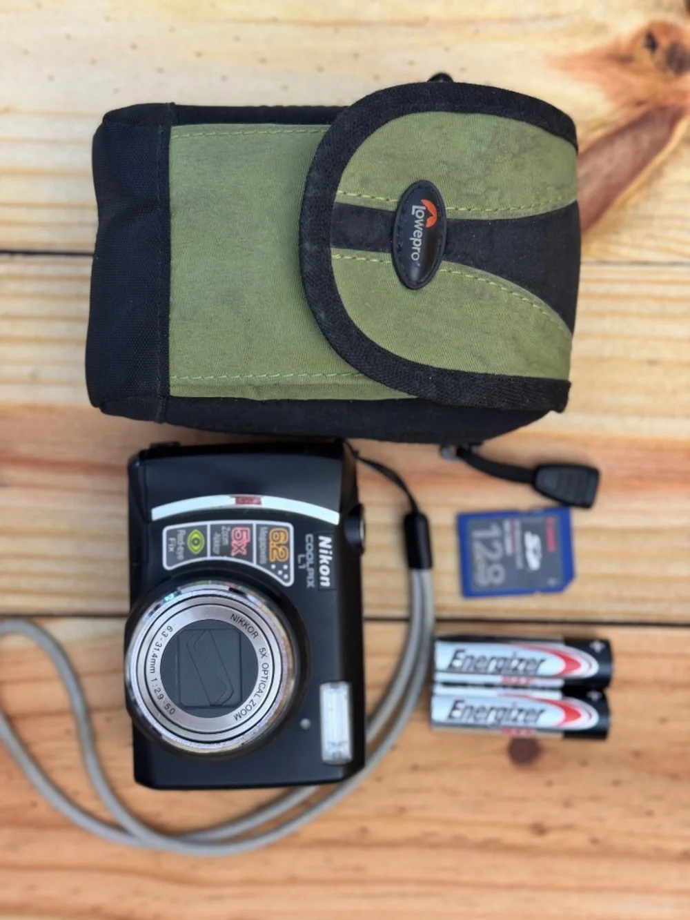 Nikon coolpix l1